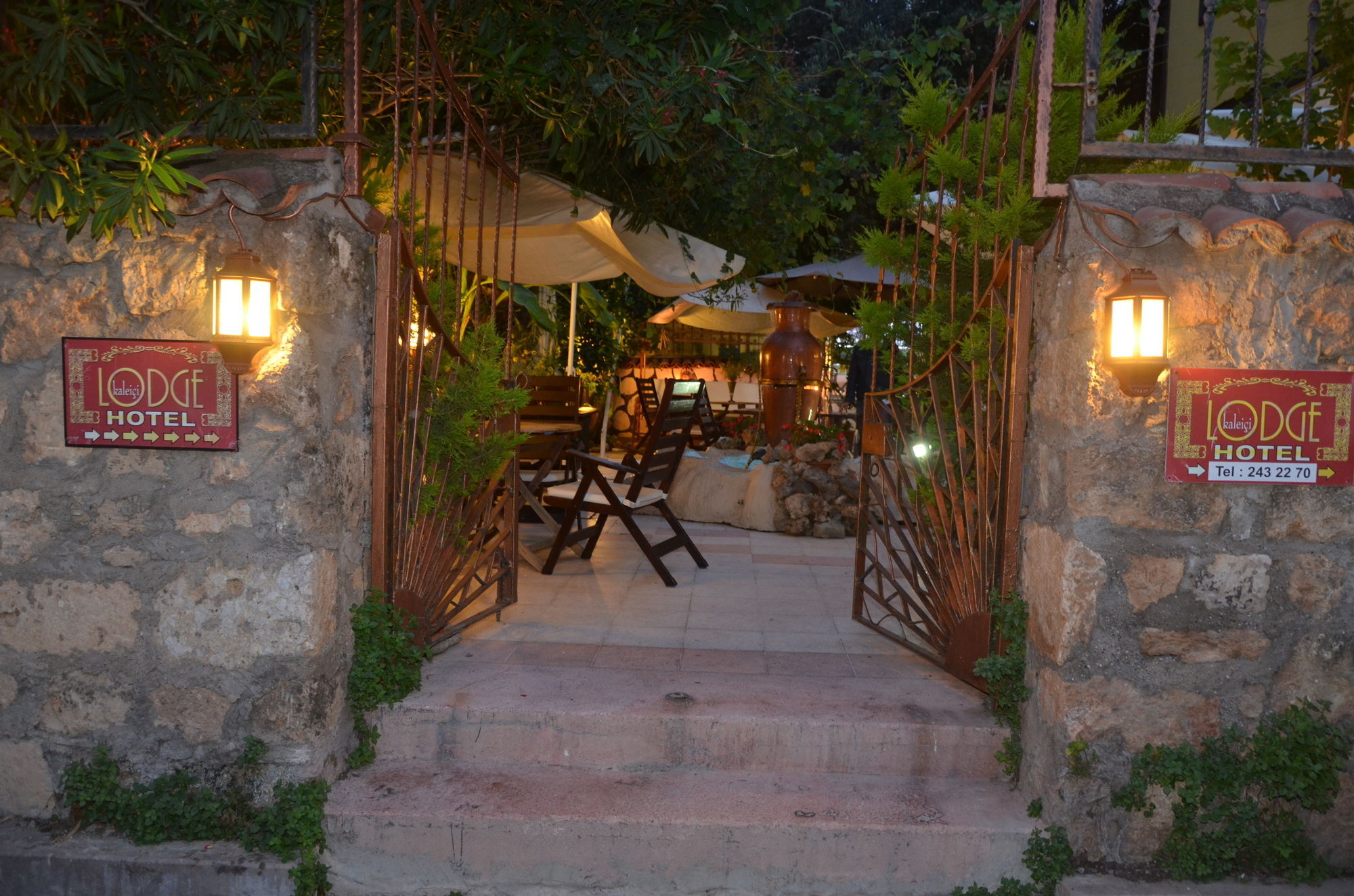 Kaleici Lodge Aparts Antalya Exterior foto